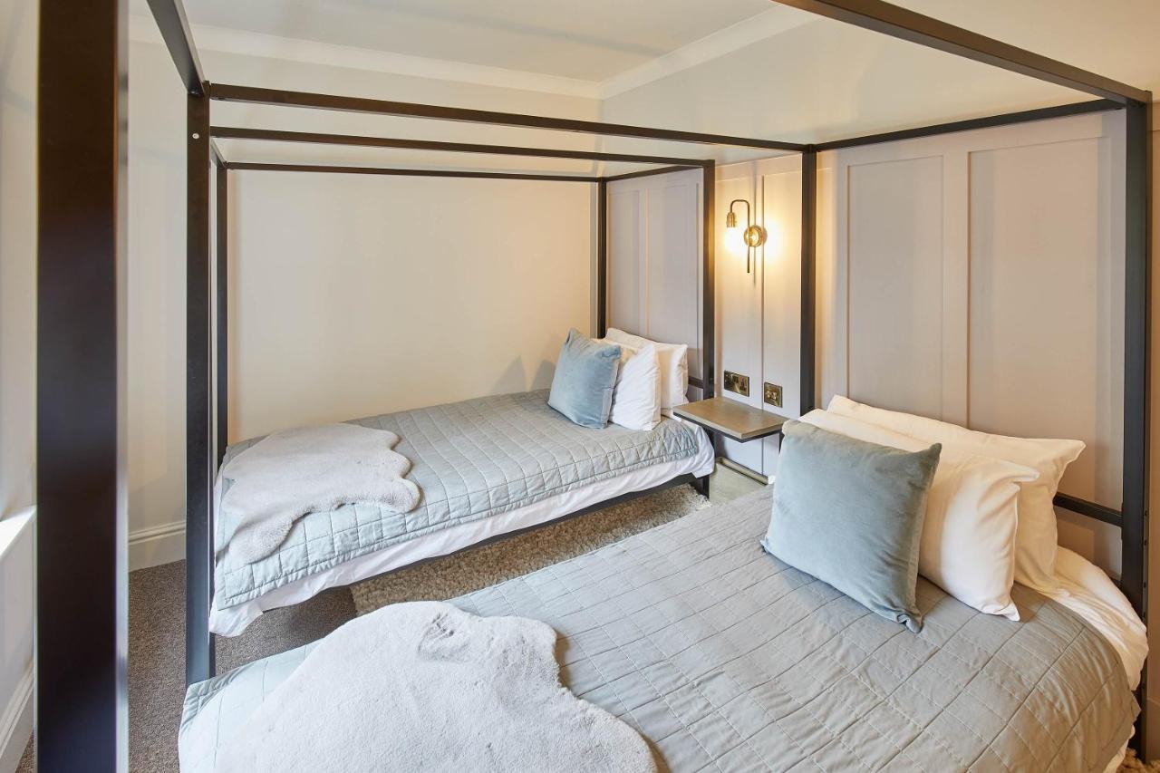 Host & Stay - Graham Close Holiday Homes Scarborough Exteriör bild