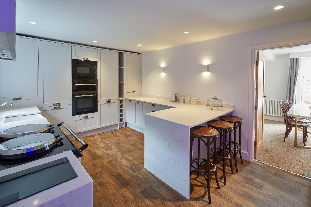 Host & Stay - Graham Close Holiday Homes Scarborough Exteriör bild