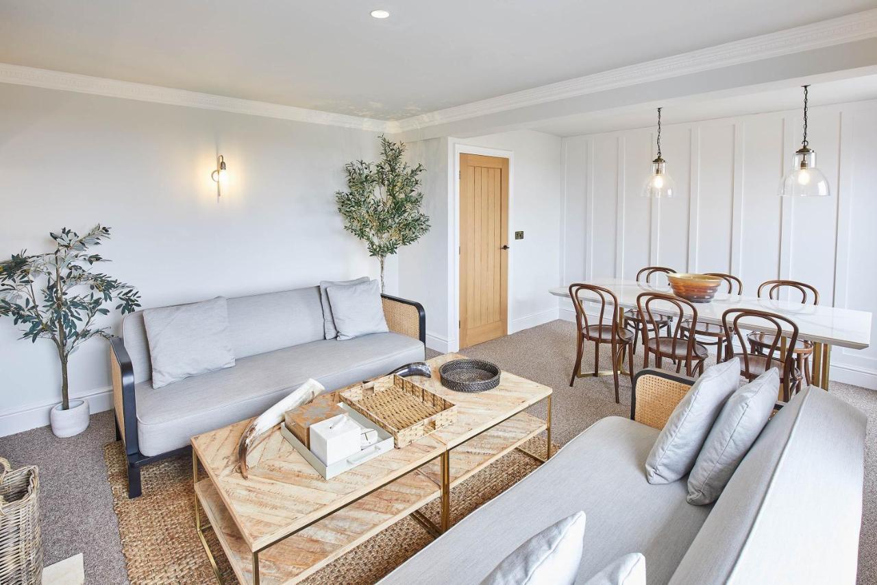 Host & Stay - Graham Close Holiday Homes Scarborough Exteriör bild
